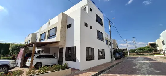 Casa 4 Habitaciones La Isabela Anapoima