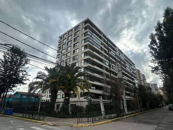 Gran Departamento En Ñuñoa / 3 Dorm + 3 Baños + 2 Estac.