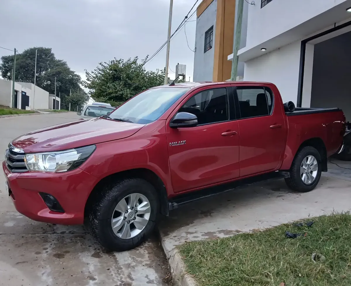 Toyota Hilux