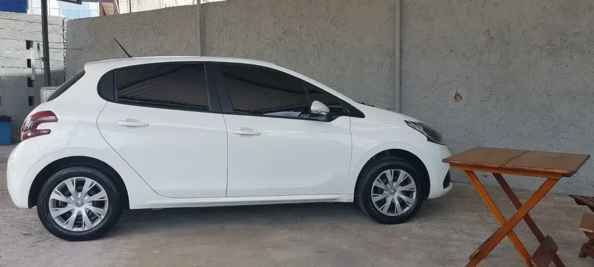 Peugeot 208 2017 1.2 Active Flex 5p — foto 5