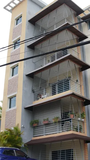 Alquiler Apartamento En Villa Aura De 3 Habitaciones Y 3 B