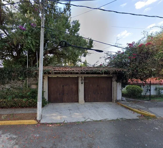 Casa Adjudicada En Cuernavaca, Morelos  Oportunidad De Inversión