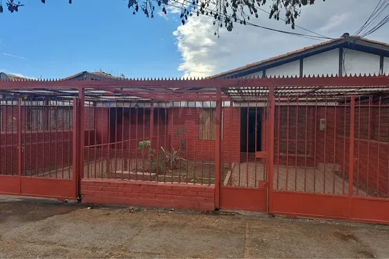 Casa 3-4 Dormitorios Mas Espacio Comercial