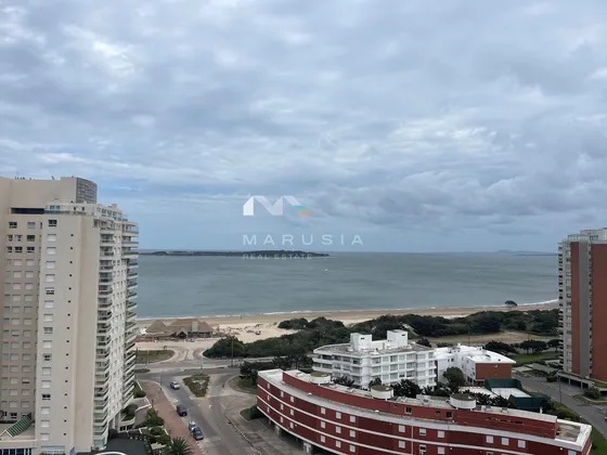 Departamento  En Alq. Temporario En Playa Mansa, Punta Del Este, Punta Del Este / Maldonado