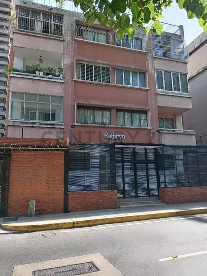 Venta Apartamento En Chacaito   El Bosque  Zt