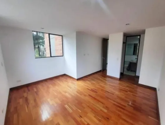 Vendo Amplio Apartamento En Suramerica