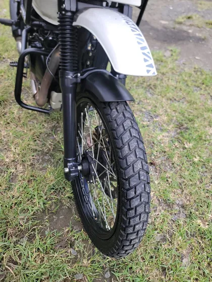Himalayan 411 Carburada Modelo 2018