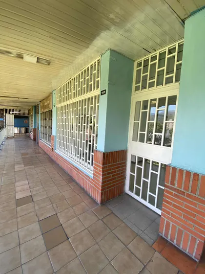 Se Vende Local En El Centro Comercial Trapichito Guarenas