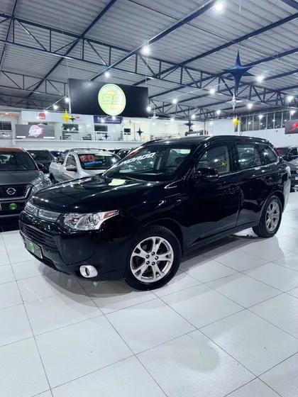 Mitsubishi Outlander 3.0 V6 Gt 4wd 5p