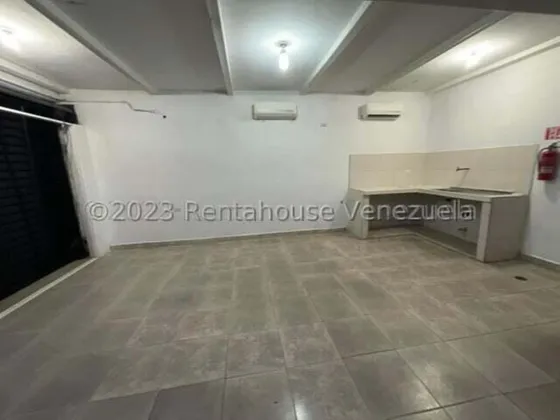 Milagros Inmuebles Local Alquiler Barquisimeto Lara Zona Centro Economica Comercial Economico Código Inmobiliaria Rent-a-house  25-7717