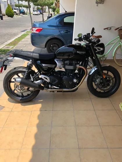 Triumph Speed Twin 