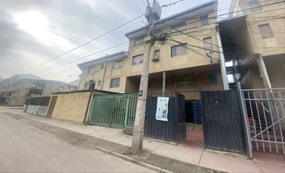Raúl Inostroza Pasaje 4, Depto. 1er Piso Antejardín Y Patio