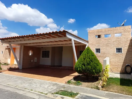 Casa En Res. Villas Del Campo Cod. Indic-1149
