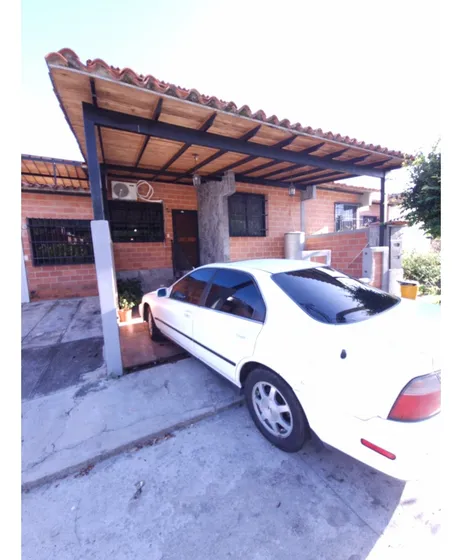 Venta Casa Muralla Arriba, Guatire 