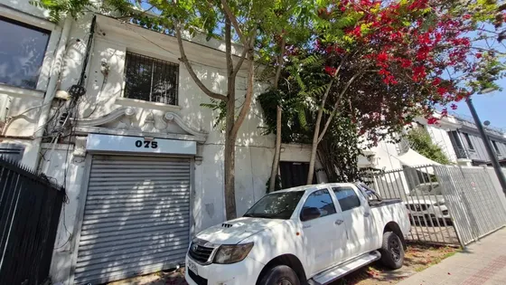 Casa En Venta De 3d/4b Sala Estar Bellavista - Providencia