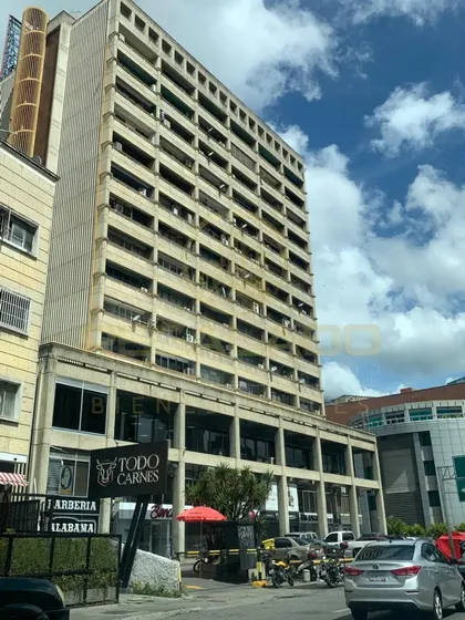 Ov-013 Oficina Centro Comercial Bello Monte Caracas