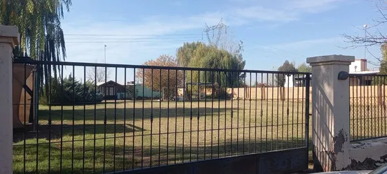 Venta De Casa  3 Hab Con Piscina En Guaymallén