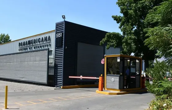 Arriendo Showroom/oficina