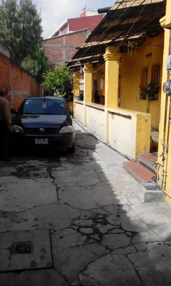 Excelente Casa Como Terreno Para Inversionistas