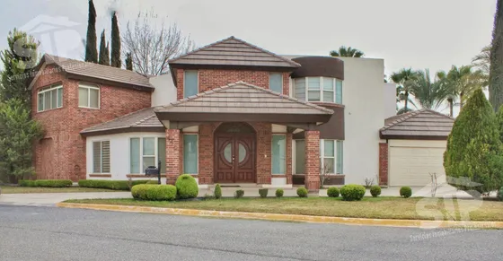 Residencia  En Venta En Villas De  San Miguel Saltillo