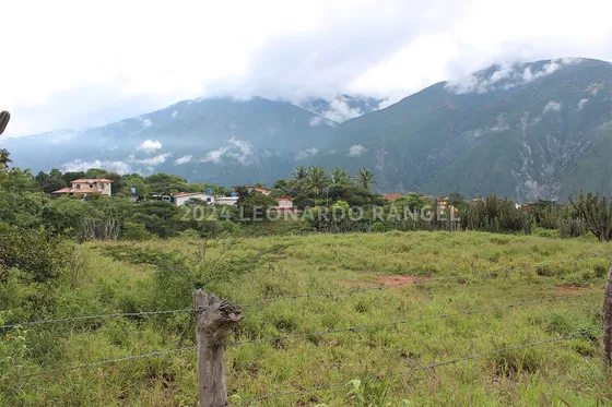 Se Vende Terreno De 887.27 M² En San Juan De Lagunillas, Mérida.