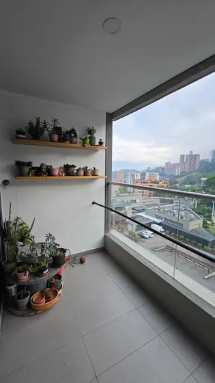 Apartamento En Palmas 82m2 Unidad Completa