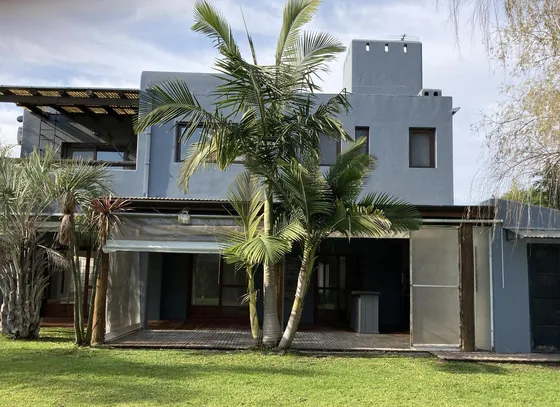 Casa En  Barrio Talar Del Lago 1