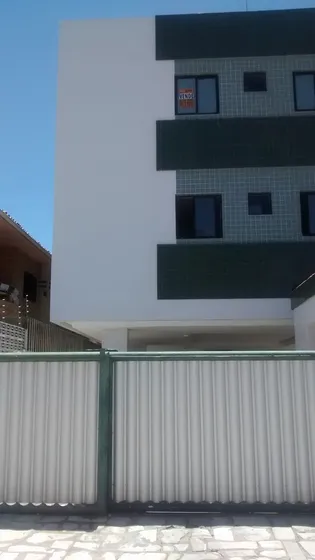 Vendo Apartamento Térreo, Com Área Privativa (quintal) 73 Mt