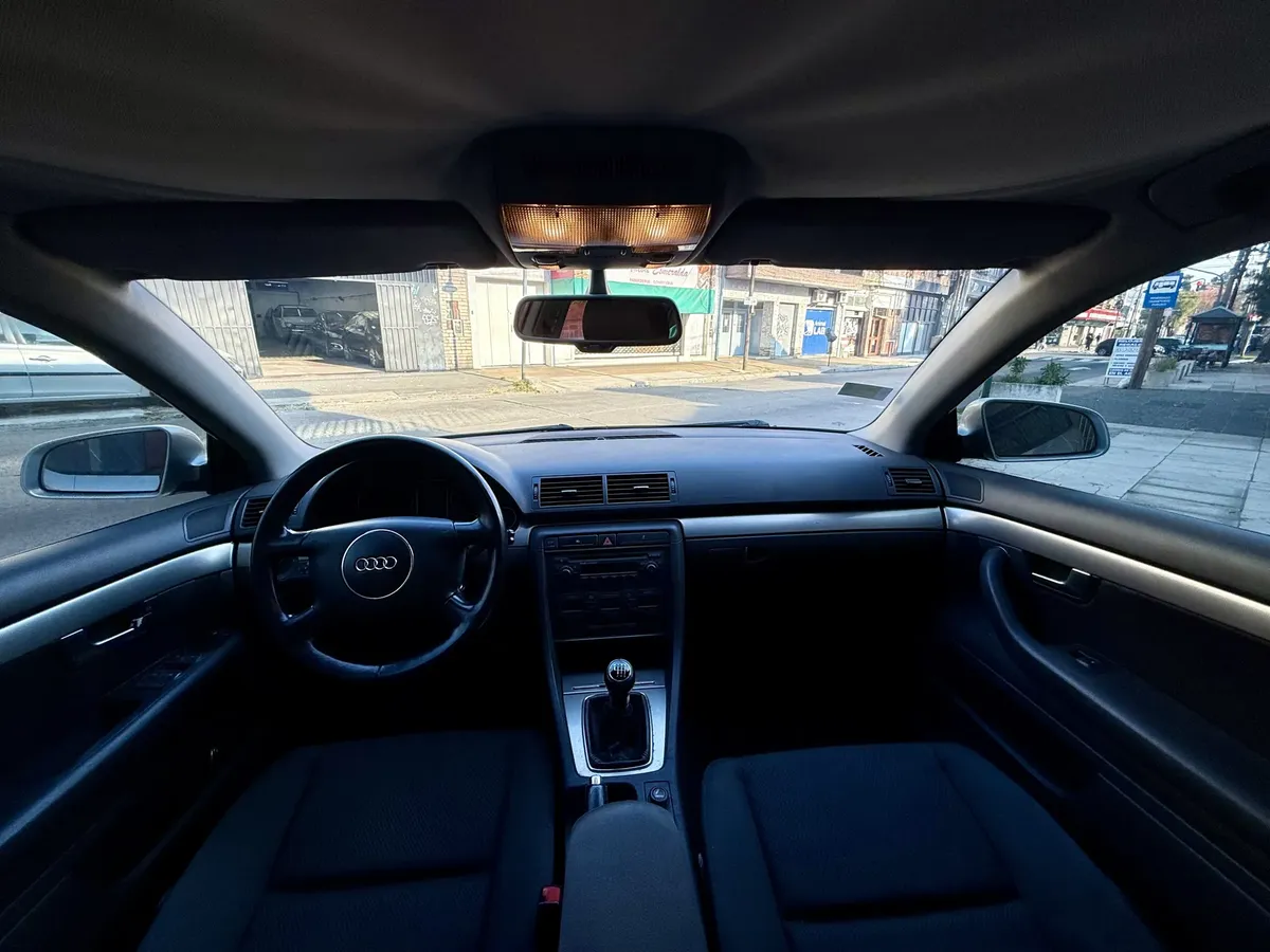 Audi A4 1.9 I5651935325598720016