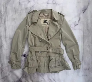 Chamarra burberry hombre palacio de hierro discount