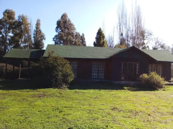 Se Vende Parcela Con Casa 