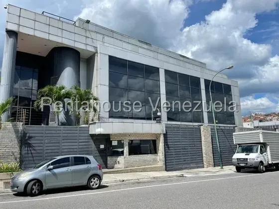 Oficina Comercial En Alquiler En La Urbina Cod. 27-343 Lm