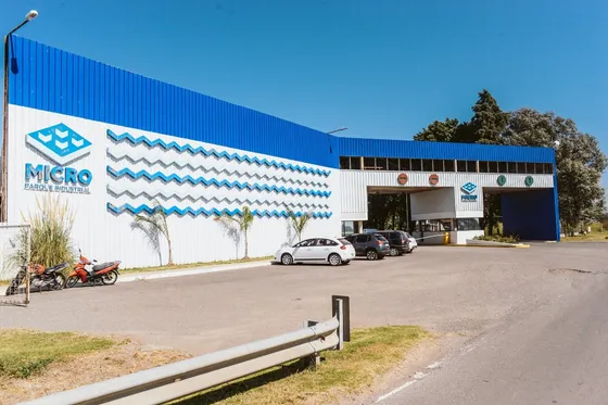 Dueño Directo Alquila, Nave Industrial 2000m2 Micro Parque Industrial. Alvear Sta Fe