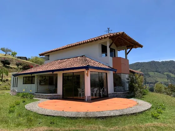 Finca En Venta Ubicada En La Ceja Sector Monte De Las Flores (25199).
