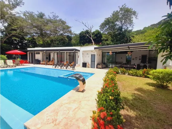 Casa Finca  En Parcelacion Santa Fe De Antioquia 