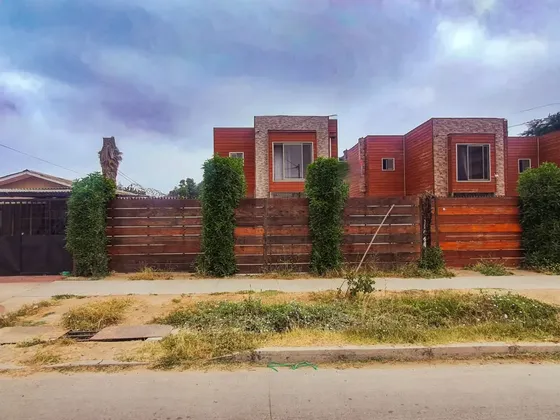 Venta Casa Villa Alemana 3d+3b+2est+1bod 180m2 Est Sgt Aldea