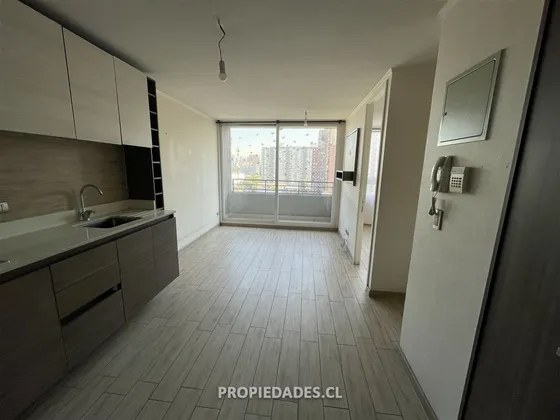 Departamento Con Estacionamiento En Arriendo En Santiago