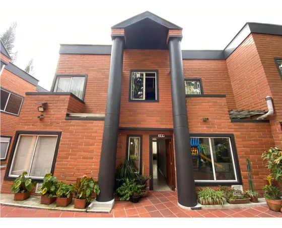 Vendemos Oportunidad De Casa En El Poblado-el Campestre