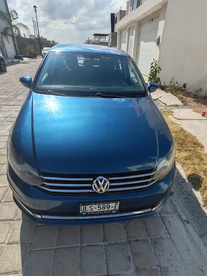 Volkswagen Vento 1.6 Highline Mt