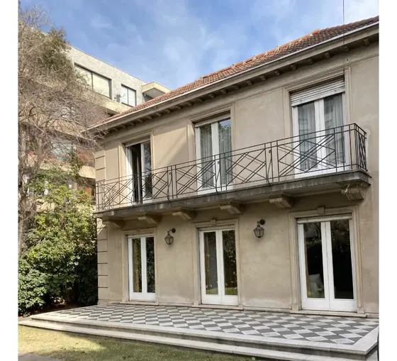 Excelente Casa, Cercana A Metro Con Buena Accesibilidad