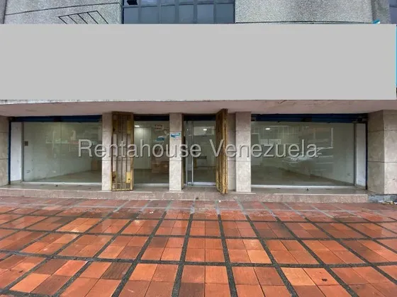 Local Comercial En Alquiler Zona Centro Este Codigo 2  5  2  1  6  8 8 Mildred Descubre La Oportunidad Perfecta Para Tu Negocio En El Corazón De La Ciudad! Este Excelente Local Comercial, Ubicado En U