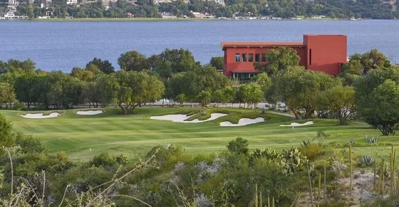 Excelente Terreno Sobre Fairway En Amanali