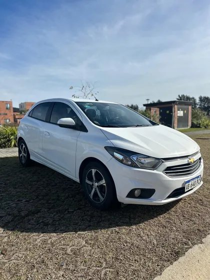 Chevrolet Onix 1.4 Ltz At 98cv