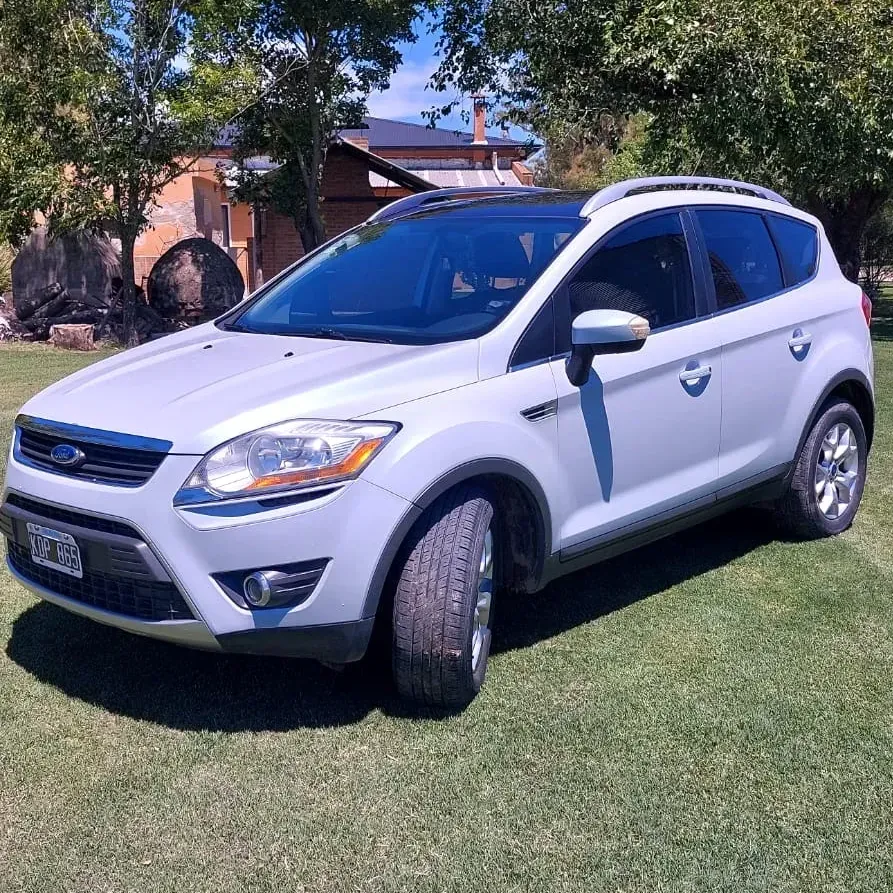 Ford Kuga 2.5 Titanium AT 4x4 (ku03)