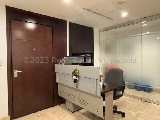 Oficina En Alquiler Chuao 24-12593 Lv