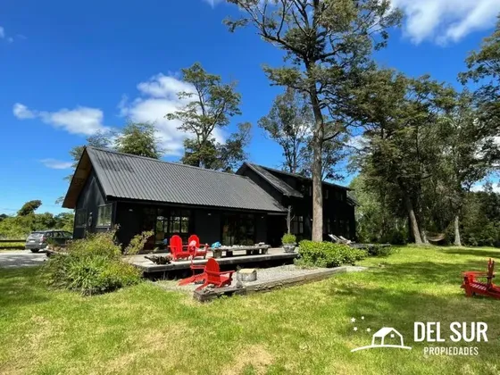 Casa Estilo Sureño, Inserta En Bosque Nativo, Frutillar