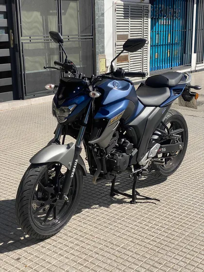 Yamaha Fz25