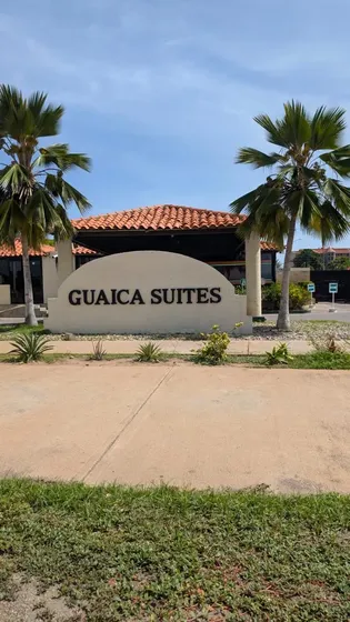 Guaica Suites