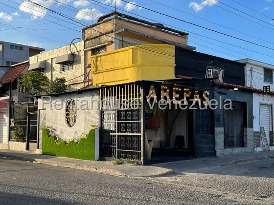César Bullones Vende Excelente Negocio En Zona Este, Lara    25-12638