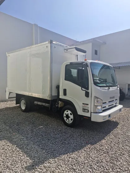 Isuzu Elf 400 Modelo 2010